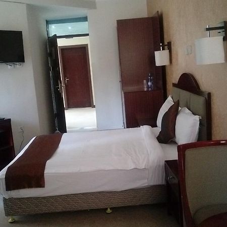 Manrashiwa Hotel Аддис-Абеба Екстер'єр фото