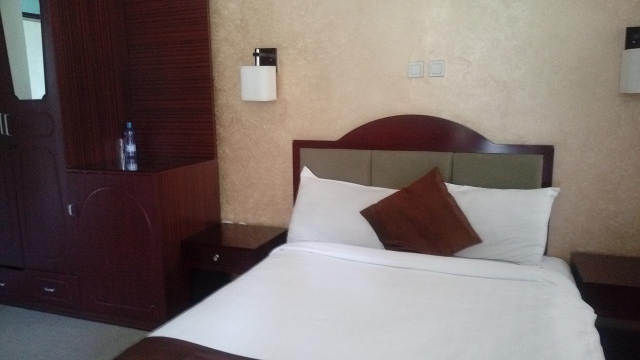 Manrashiwa Hotel Аддис-Абеба Екстер'єр фото